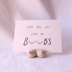 Flora In The Garden | Boobs Kaarthouder